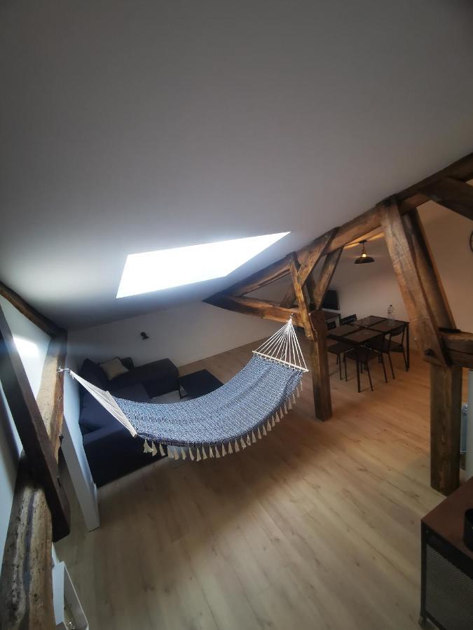 Appartement Neuf Climatise Sous Les Toits La Roche-Chalais Exterior foto